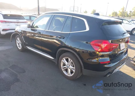 2018 BMW X3 xDrive30I z USA, uszkodzony, nr VIN 5UXTR9C54JLD59318